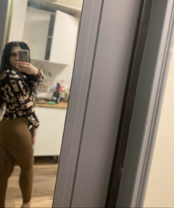 Я живу в Москве и готова встретиться с тобой в любое время и в любом месте. У меня есть красивые фото, которые покажут тебе мою привлекательность и сексуальность. Мои услуги разнообразны, я могу предложить тебе незабываемый эротический массаж, оральный секс, классический секс и многое другое. Я всегда готова слушать и угождать, чтобы ты почувствовал себя по-особенному со мной. Мои клиенты оставляют положительные отзывы о моих услугах и называют меня настоящей эксперткой в своем деле. Доверься мне и я воплотю все твои фантазии в реальность. Жду тебя, чтобы сделать твое время в Москве незабываемым и ярким! 💋 115, 26 лет